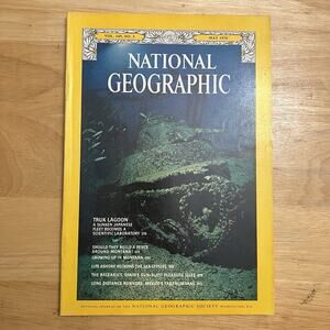 Vintage National Geographic Magazine May 1976 Truk Lagoon Montana Sea Gypsies